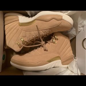 Never Used , Women’s Air Jordan 12